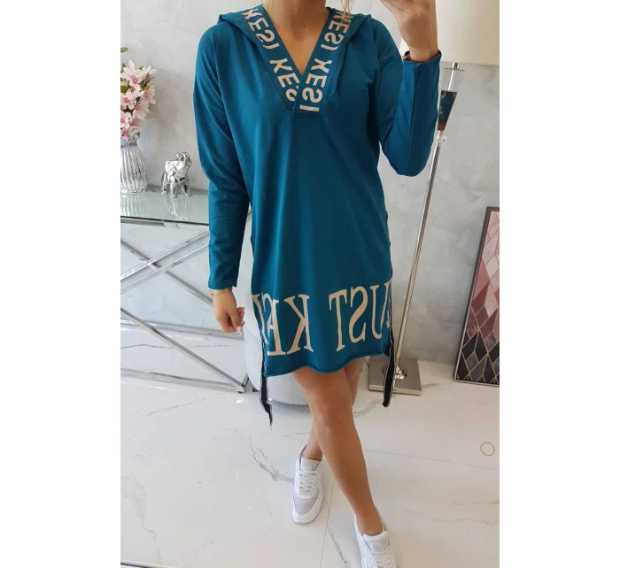 Morské šaty s kapucňou a potlačou