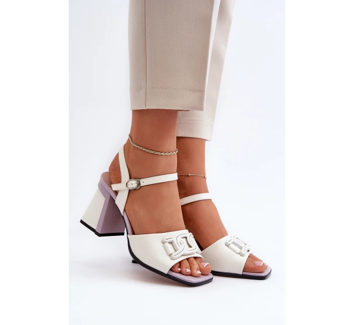 Eleganckie Sandały Na Słupku Z Ozdobą Białe D&A MR38-156