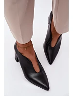 Kožené dámské polobotky na podpatku Maciejka K7469-01 Černé