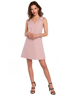 K128 Jednofarebné šaty áčkového strihu s mašľou - krepová ružová