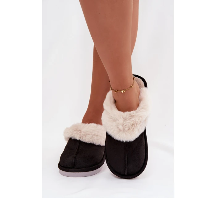Dámské pantofle s kožešinou Černé model 21772490 - Boto