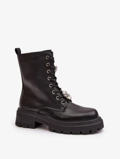Dámske členkové topánky Workery z ekokože s odznakmi Black Kristines