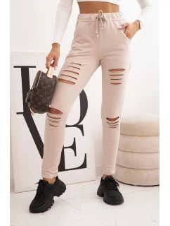 Dámské kalhoty z bavlny s model 21768710 a gumou v pase béžové - K-Fashion