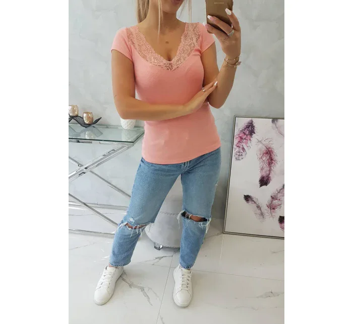 Blúzka s čipkovým výstrihom marhuľová Blúzka s čipkovým výstrihom marhuľová