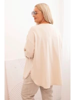 Dámská blůza Plus Size s model 21259096 kapsou a ohrnutým rukávem béžová - K-Fashion