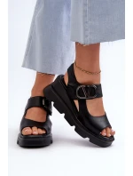 Dámské sandály na podrážce a platformě z ekokože černé model 21658356 - VINCEZA Dámské sandály na podrážce a platformě z ekokože černé model 21658356 - VINCEZA