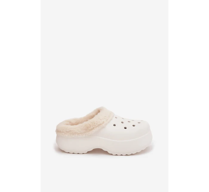 Dámske penové papuče zateplené kožušinou - biele Palvine Dámske penové papuče zateplené kožušinou - biele Palvine