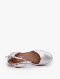 Detské lesklé sandále Nelly na nízkom podpätku