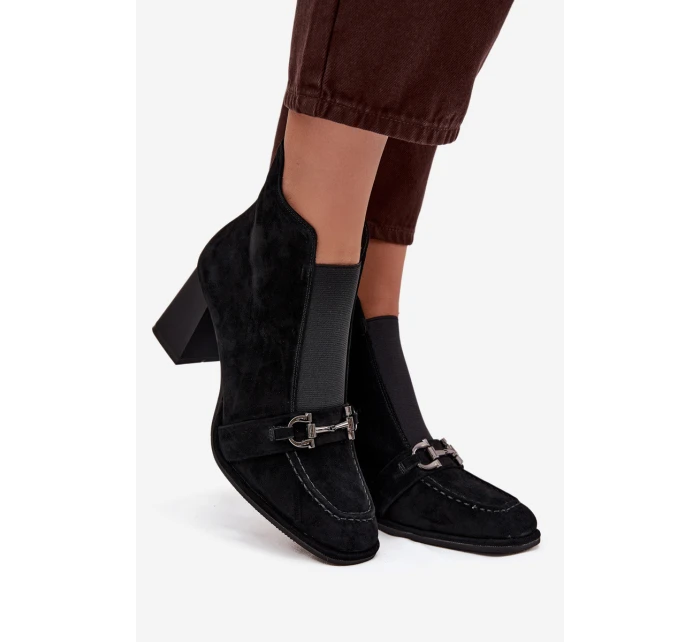 Botki Damskie Z Naturalnego Zamszu Na Słupku Artiker 57C0124 Czarne