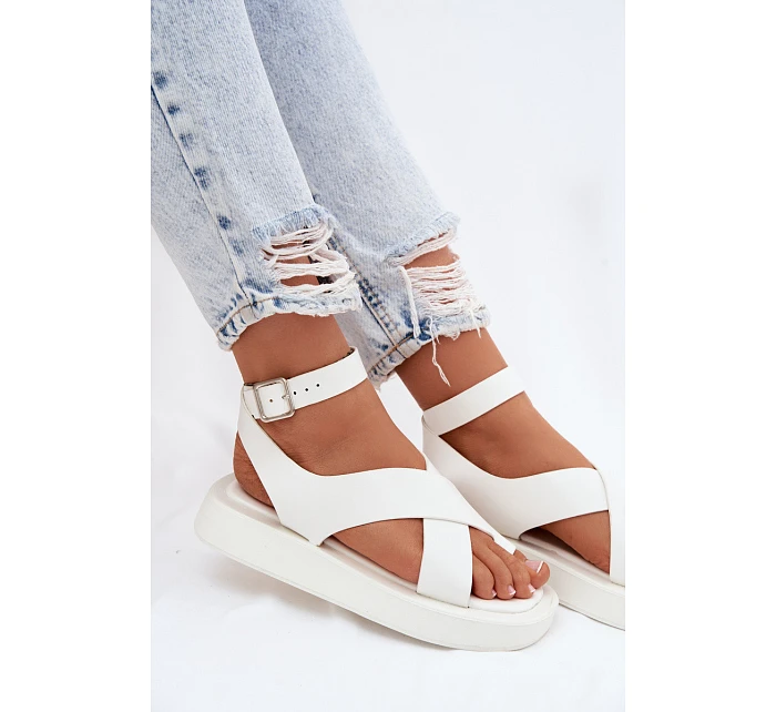 Sandály z eko kůže na platformě Bílé model 22102991 - Boto