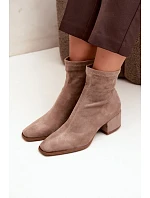 Dámské kotníkové boty na podpatku typu Khaki model 22320781 - Boto