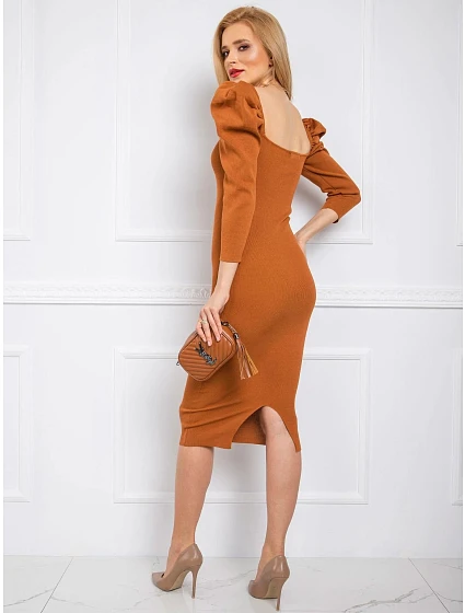 Šaty EM SK model 14823995 světle hnědá - FPrice Šaty EM SK model 14823995 světle hnědá - FPrice