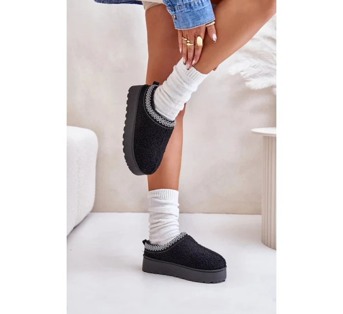 Dámske snehule na platforme s výšivkou Black Tirissa Dámske snehule na platforme s výšivkou Black Tirissa