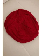 Dámská zimní čepice z vlny volného střihu s ozdobným pletením model 21878063 červená - K-Fashion