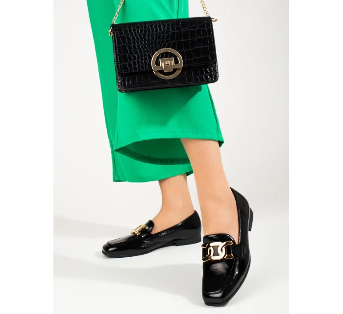 Krásne dámske čierne poltopánky bez podpätku Krásne dámske čierne poltopánky bez podpätku