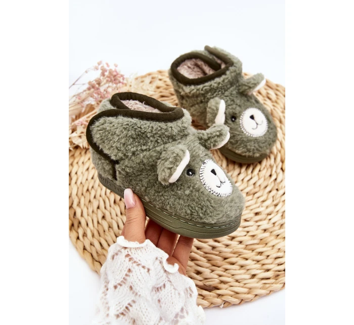 Dětské vyhřívané pantofle se zeleným medvídkem model 21641182 - Boto