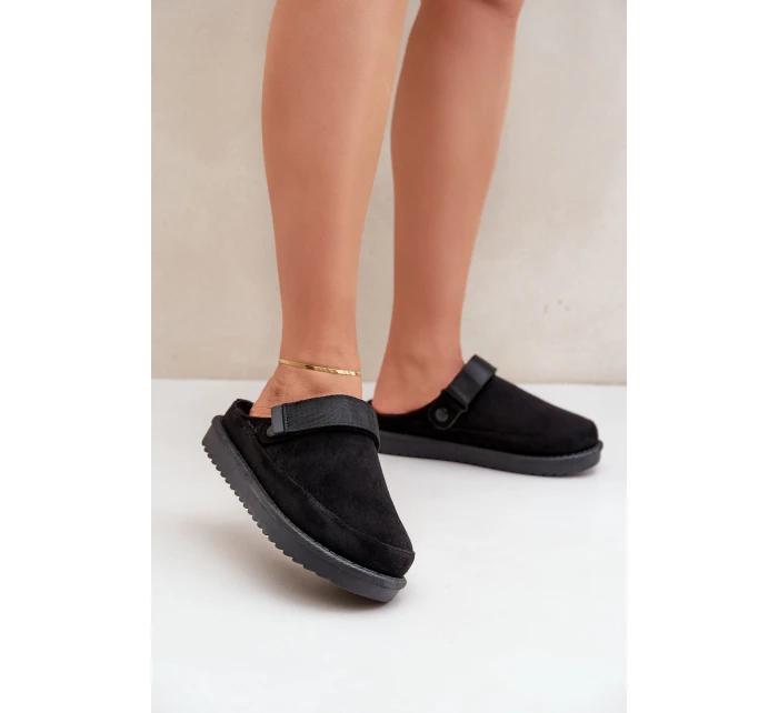 Zateplené dámské pantofle na platformě černé model 21680693 - Boto