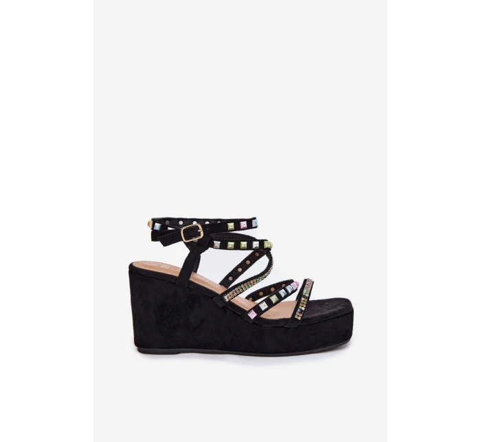 Dámské Sandály Na Klínu Se Na Černé model 21702805 - Boto Dámské Sandály Na Klínu Se Na Černé model 21702805 - Boto