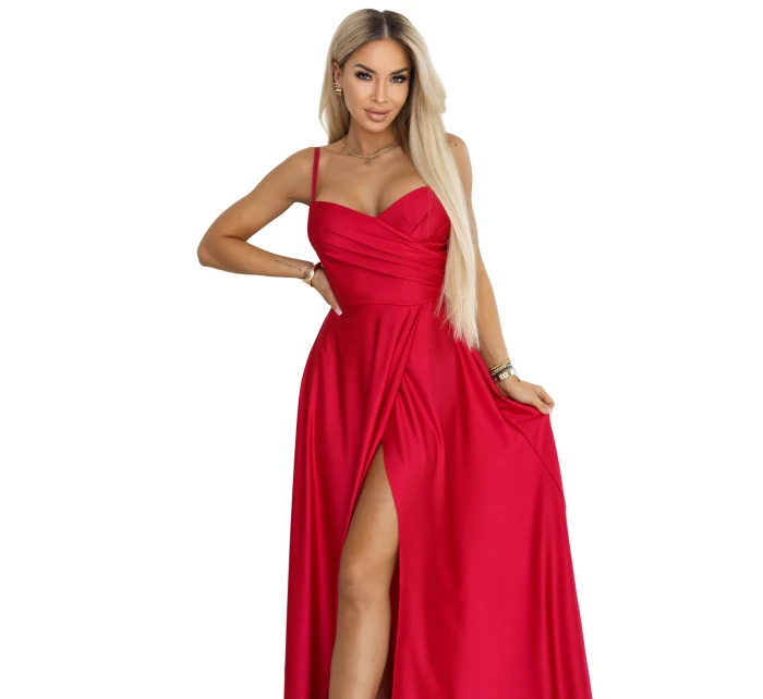 model 22015478 Dlouhé společenské šaty bez ramínek s rozparkem na nohou červené - numoco basic