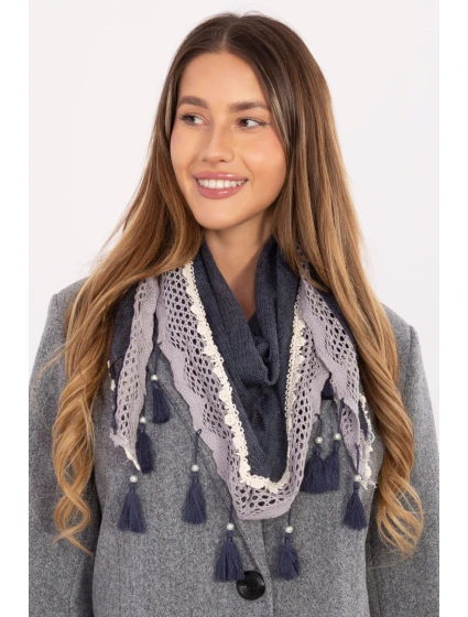 Šál model 220385 AT