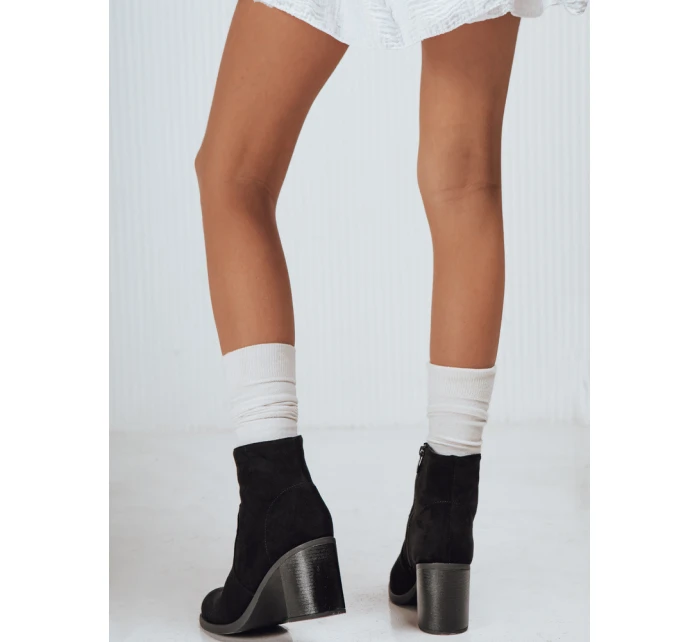 Dámské semišové kozačky černé Dstreet model 21993968 - FashionStreet