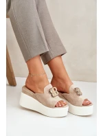 Klapki Na Platformie I Koturnie Z Ozdobą Beżowe Tanonea