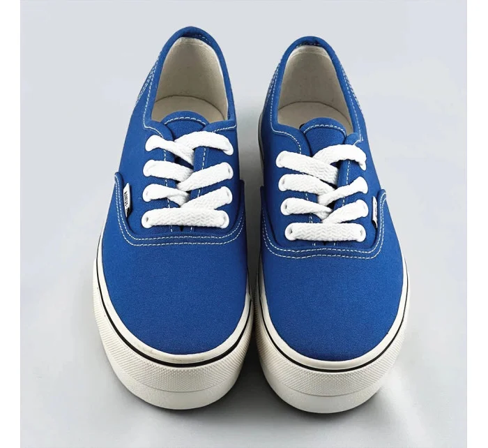 Svetlomodré dámske tenisky s ozdobným prešitím (AW020303)