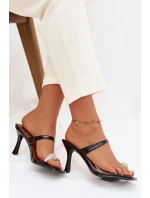 Žabky na podpätku model 225131 Krok vo veľkom štýle