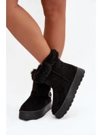 Dámské sněhule na platformě s přezkou a kožešinou Czarne model 21821891 - Boto Dámské sněhule na platformě s přezkou a kožešinou Czarne model 21821891 - Boto