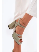 Dámské kožené sandály na podpatku model 21695162 zelené - VINCEZA