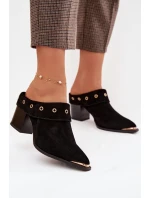 Žabky na podpätku model 225358 Krok vo veľkom štýle Žabky na podpätku model 225358 Krok vo veľkom štýle