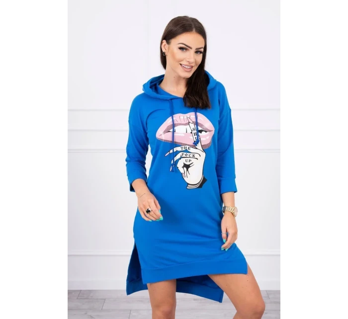 Šaty s dlhším chrbtom a farebnou nevädzovou potlačou