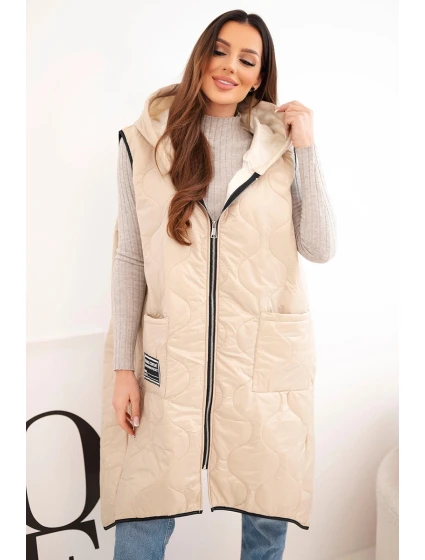 Dámská prošívaná vesta s kapucí na zip pro model 22030096 tmavě béžová - K-Fashion