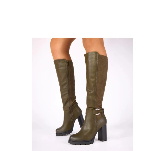 Topánky na podpätku model 222344 Solea