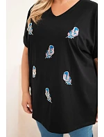 Dámská bavlněná halenka Plus Size s model 22185745 černá - K-Fashion Dámská bavlněná halenka Plus Size s model 22185745 černá - K-Fashion
