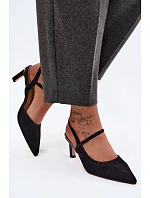 Kožené semišové sandály na podpatku s ozdobnou páskou D&A CR61-3048 černé