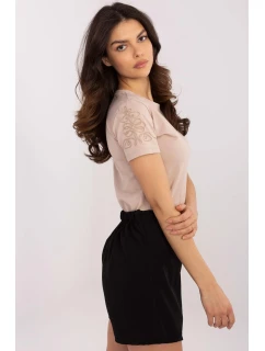 Model trička 210659 Relevantnosť