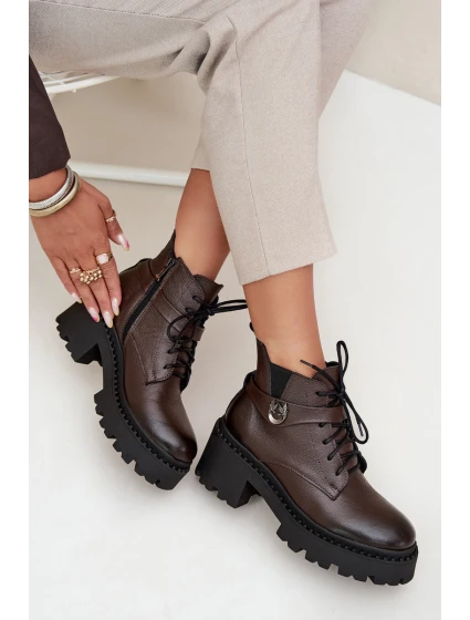 Dámske členkové topánky so zdobeným pásikom Zazoo - čokoládové Dámske členkové topánky so zdobeným pásikom Zazoo - čokoládové