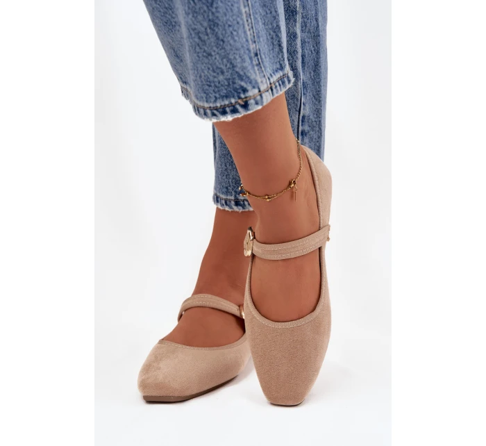 Baleríny s páskem a zlatým sponou Eko semiš Béžové model 21744478 - Boto