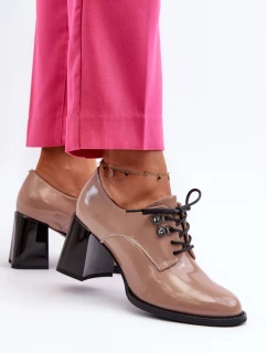 Dámske béžové lakované topánky na vysokom podpätku Nelione