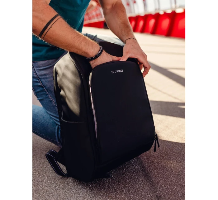 Mestský batoh VUCH Dain Black
