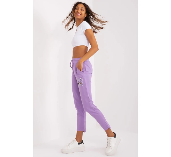 Tepláky model 191218 Relevantnosť