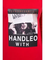 Šaty s potiskem model 18744060 v červené barvě - K-Fashion