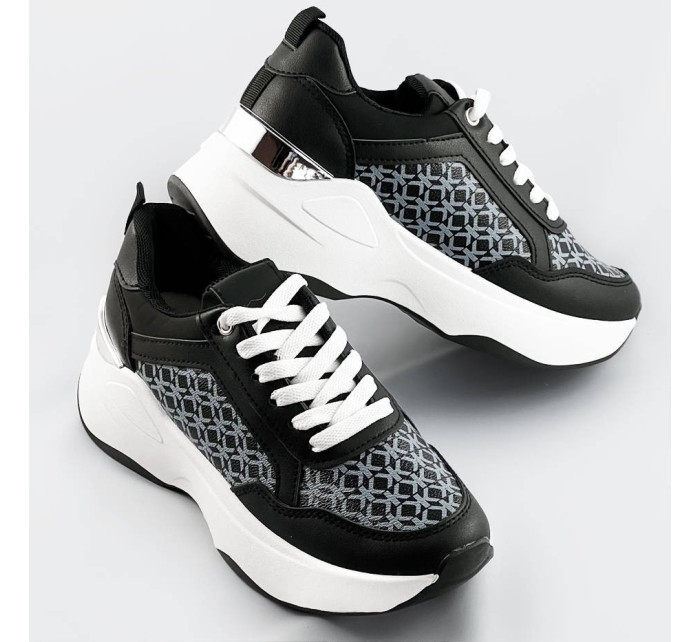 Čierne dámske športové topánky (SG-137)