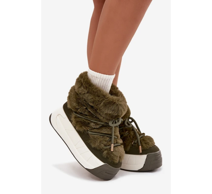 Dámské sněhule na masivní platformě s a kožešinou model 21711522 - Boto Dámské sněhule na masivní platformě s a kožešinou model 21711522 - Boto