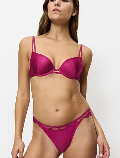 Model Push-up 229138 od značky Triumph