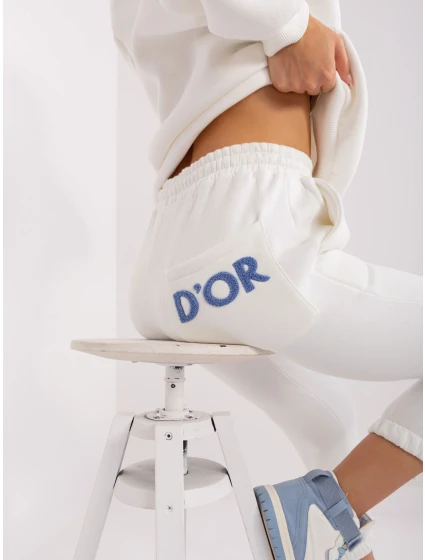 EM KMPL 802 set.97P ecru