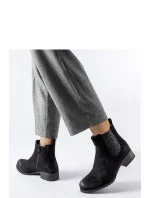 Boty na podpatku model 204748 Solea Boty na podpatku model 204748 Solea