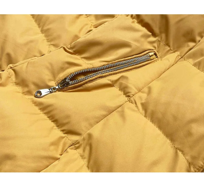 Žltá dámska zimná bunda s kapucňou (5M750-254)