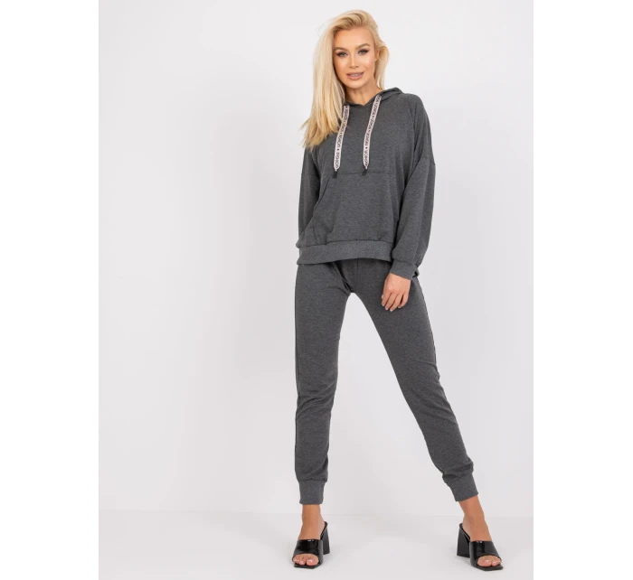 Souprava RV KMPL model 17185669 tmavě šedá - FPrice Souprava RV KMPL model 17185669 tmavě šedá - FPrice